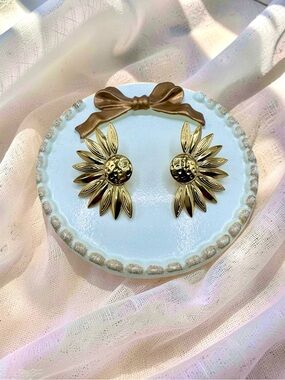 Stainless Steel Gold Plated Sunflower Statement Stud Earrings